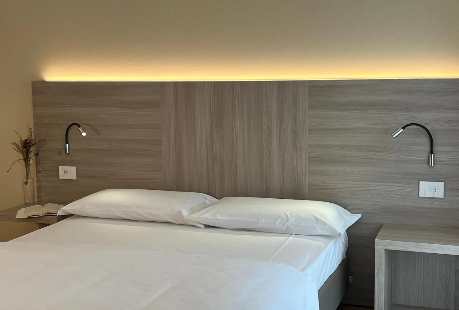 Bernina Suites - Vicino Al Bernina Express Tirano 0*,  Olaszország